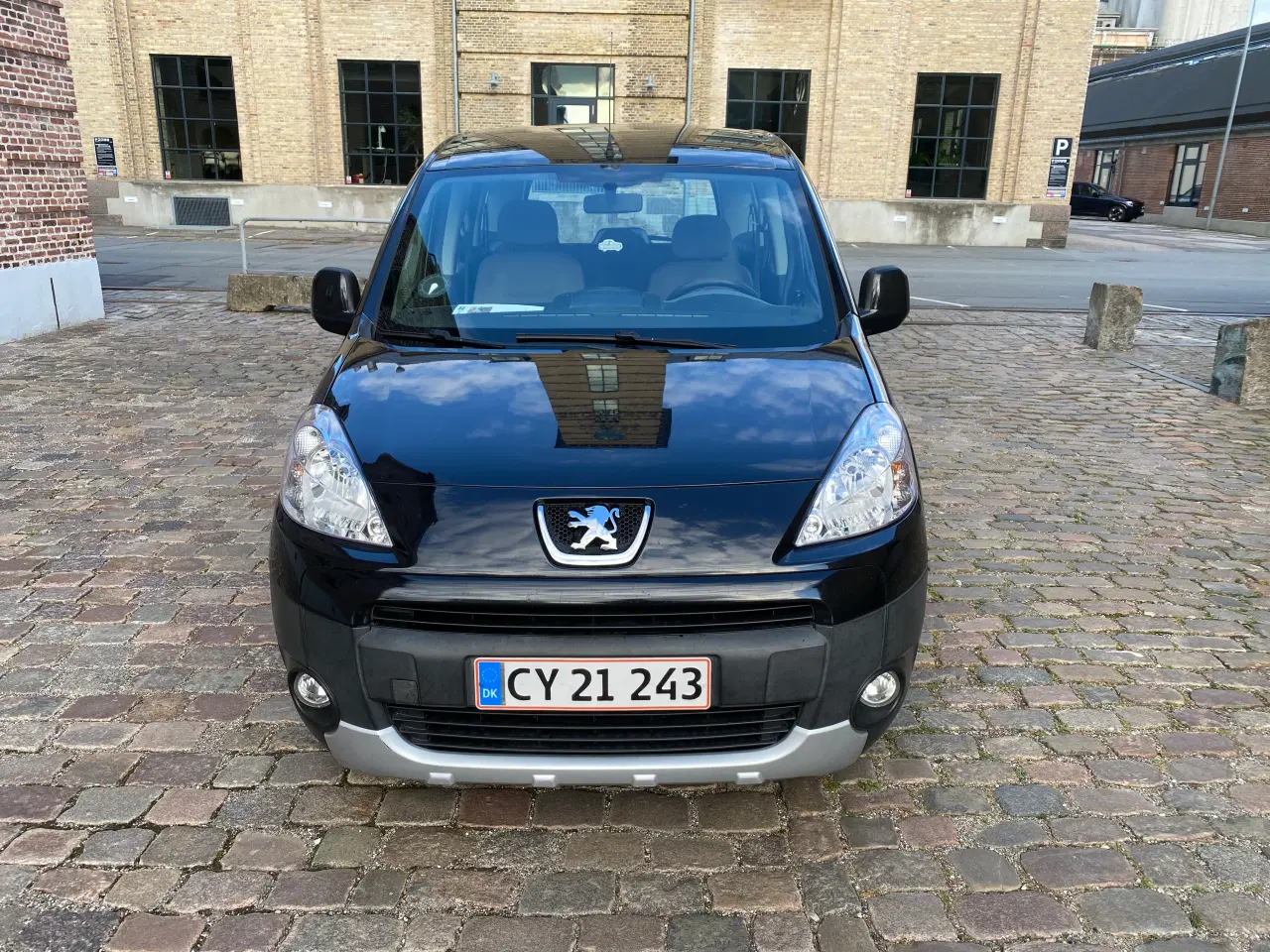 Billede 2 - Peugeot Partner Tepee 1.6 HDi – 2010 – Nysynet og 