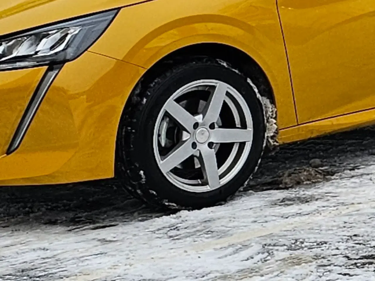 Billede 1 - Komplette vinterhjul - Peugeot 208 - Sæt Brio Silv