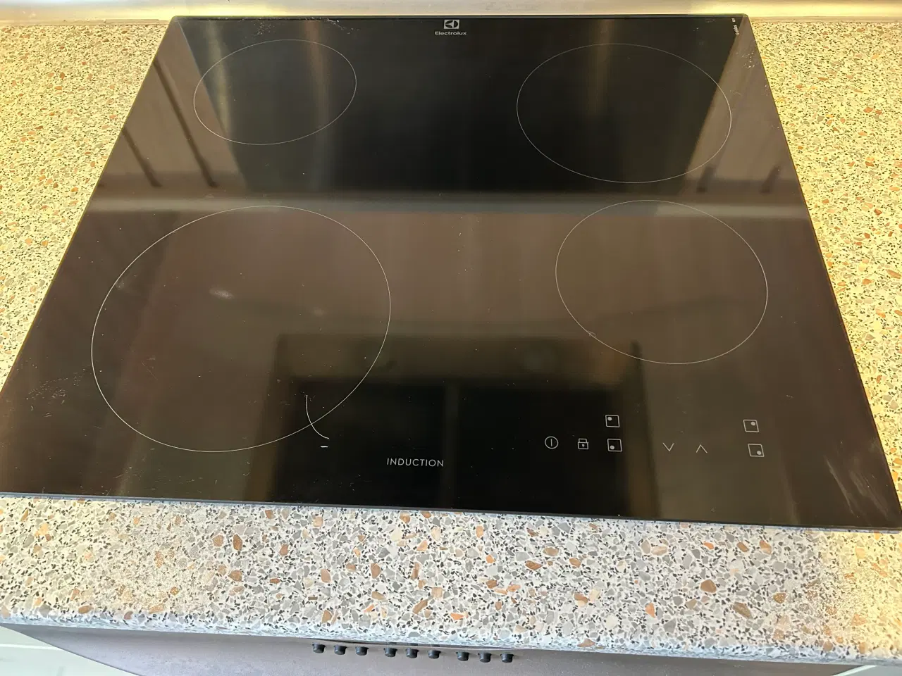 Billede 6 - Køkken med hårde hvidevare bortgives