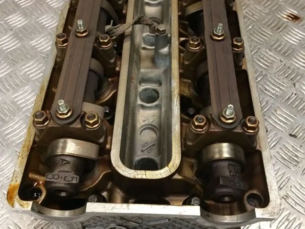 Billede 5 - Topstykke Cylinder 1-4 B11121702374 BMW E38 E31 E39