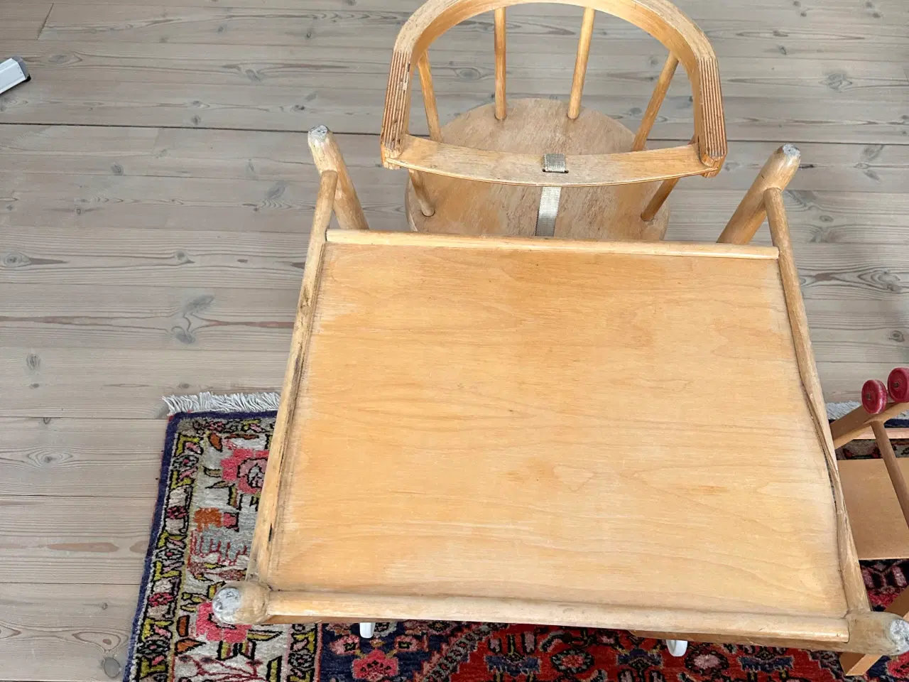 Billede 2 - Gammeldags højstol 