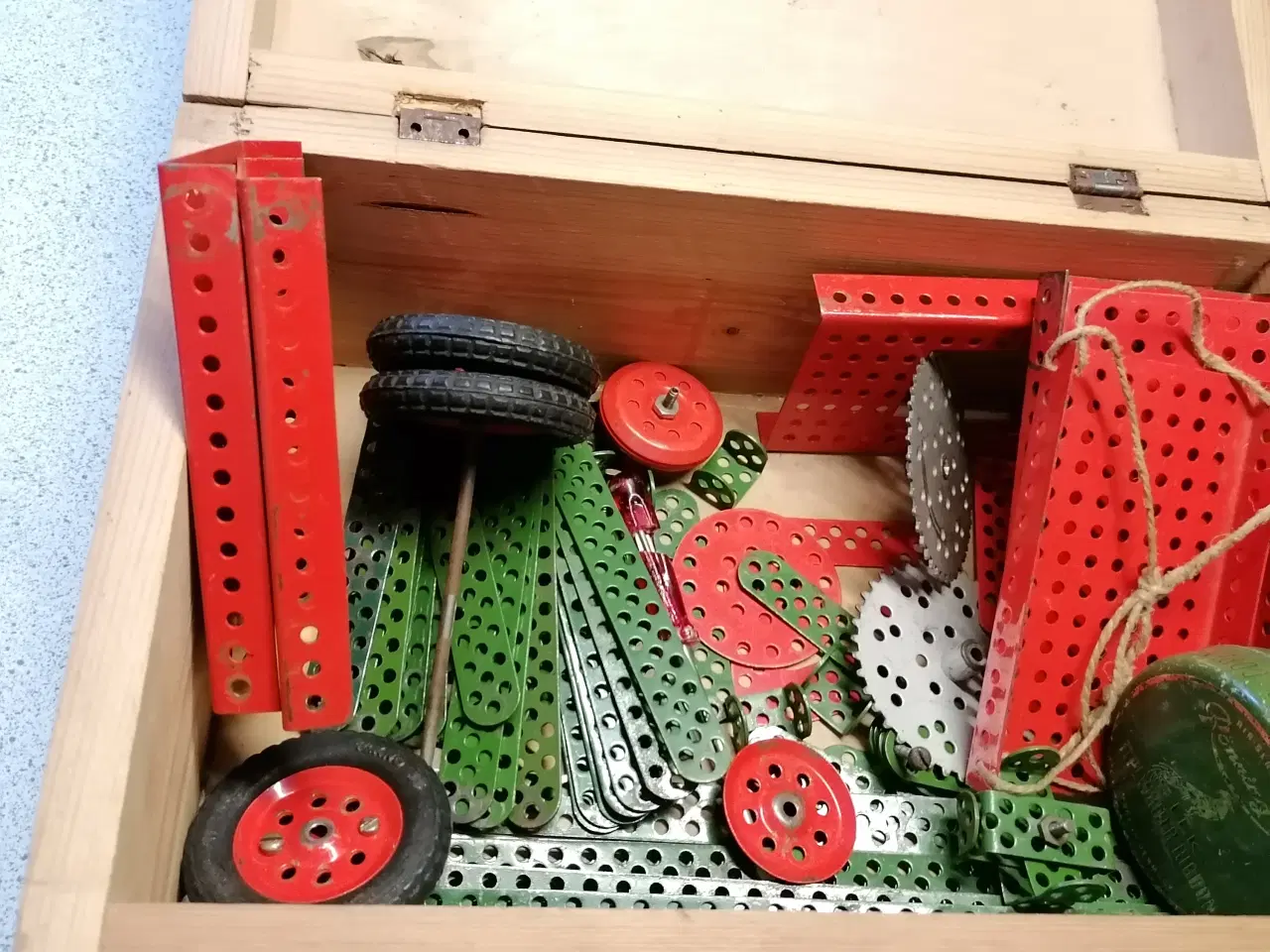 Billede 3 - Tekno legetøj, til den lille ingeniør i kasse, Byd
