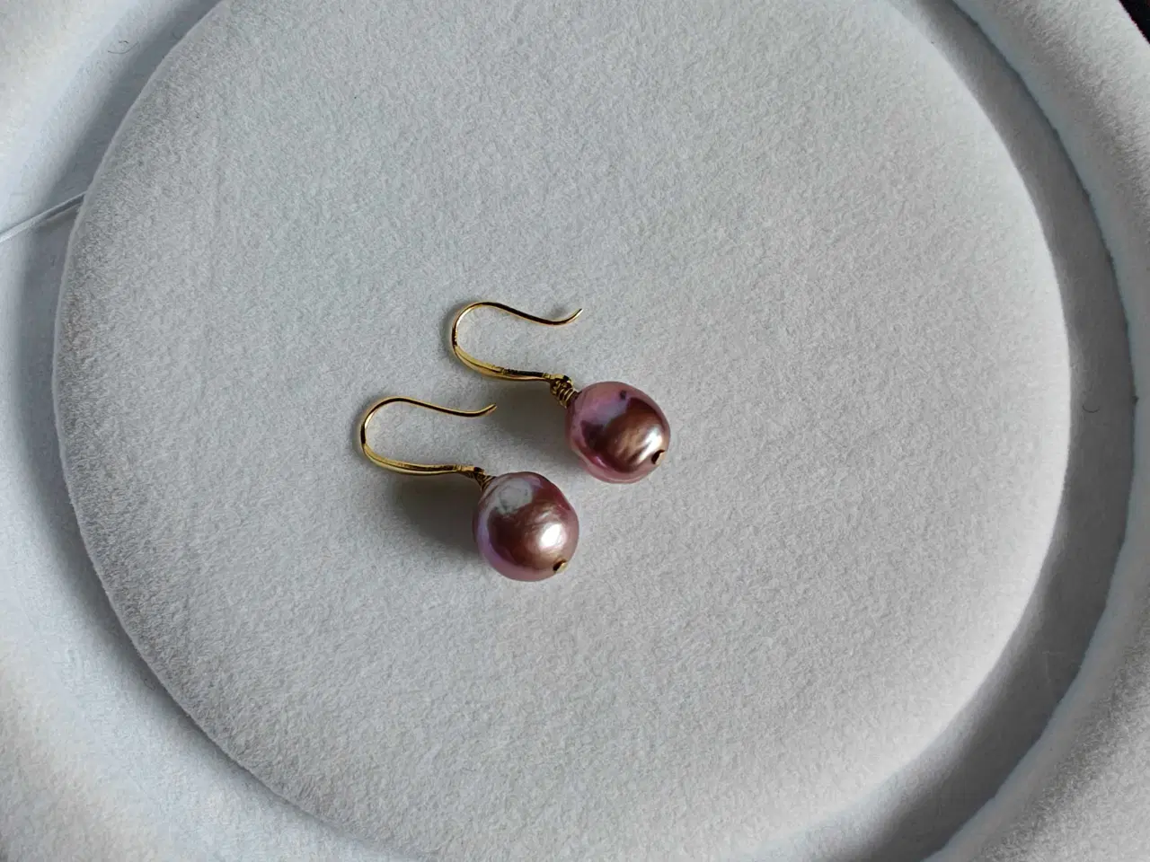 Billede 3 - Perleøreringe, forgyldt sølv