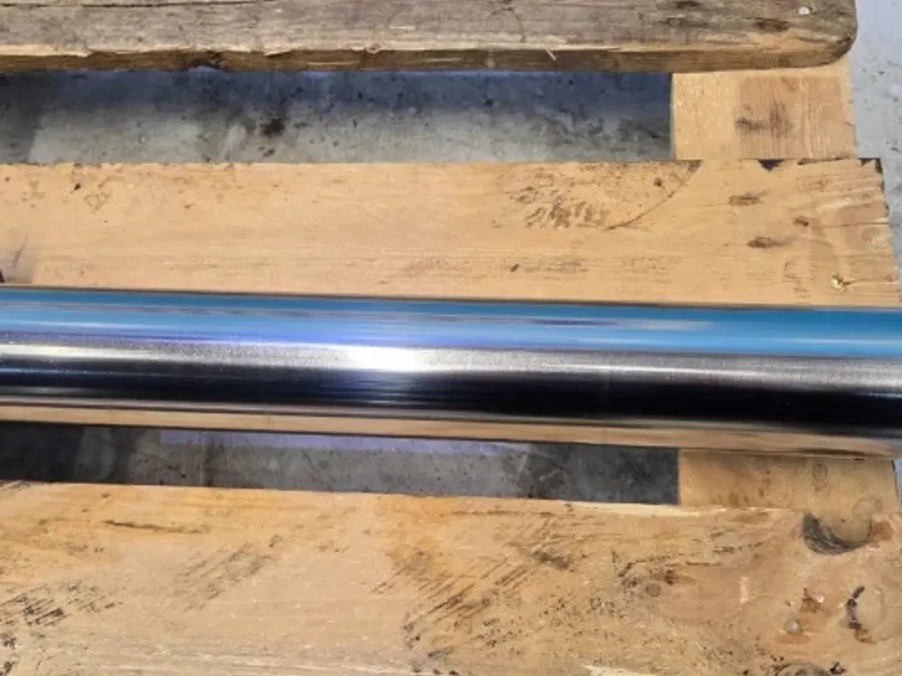 Billede 3 - New Holland LB115B Cylinder 87315531