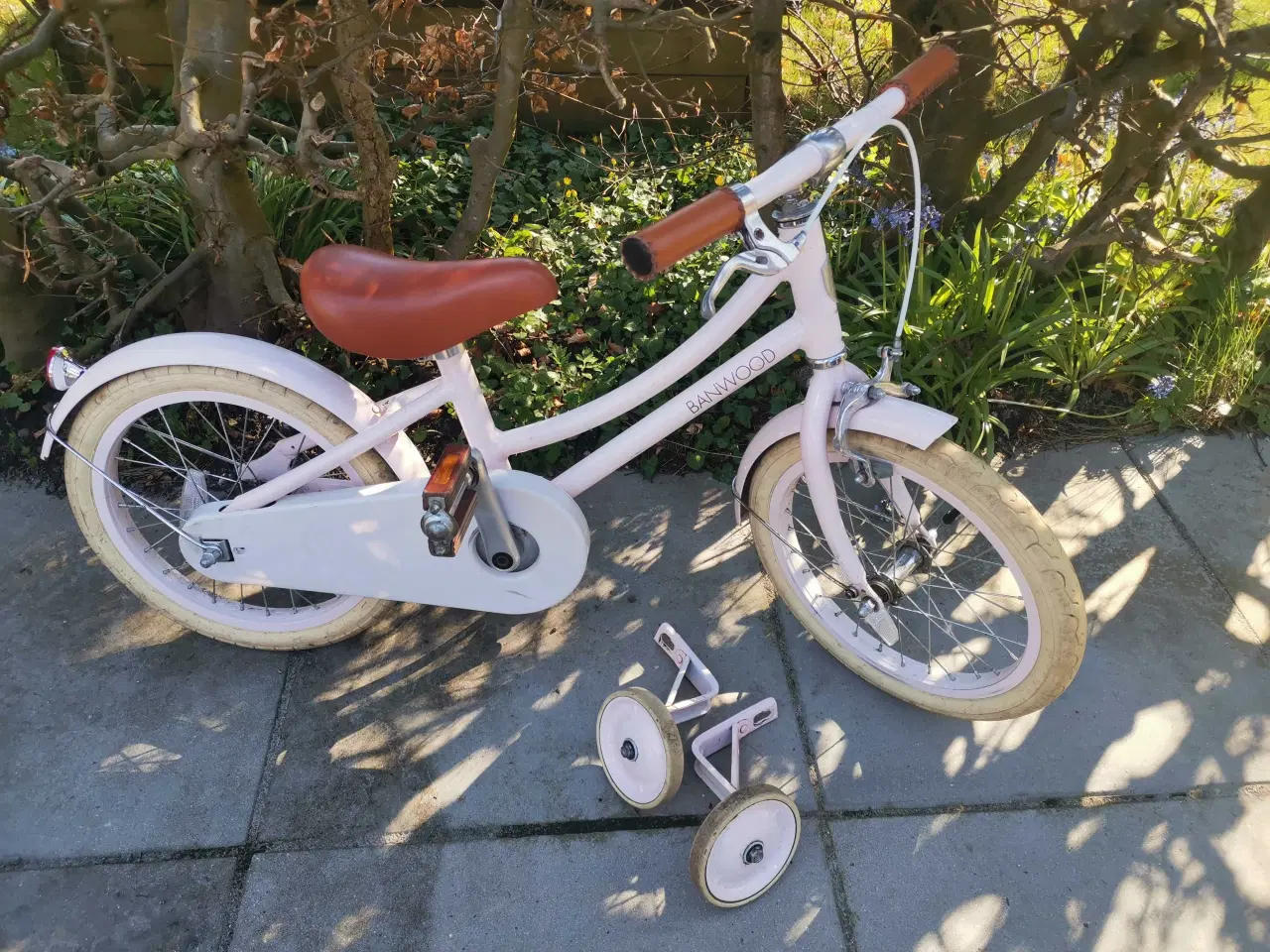 Billede 1 - Banwood 16" cykel 