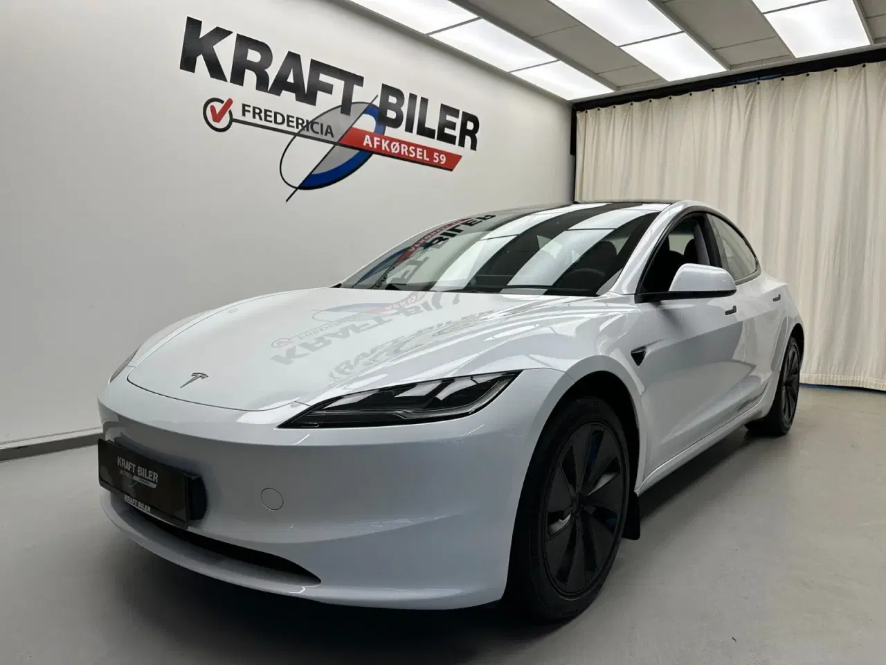 Billede 1 - Tesla Model 3  RWD