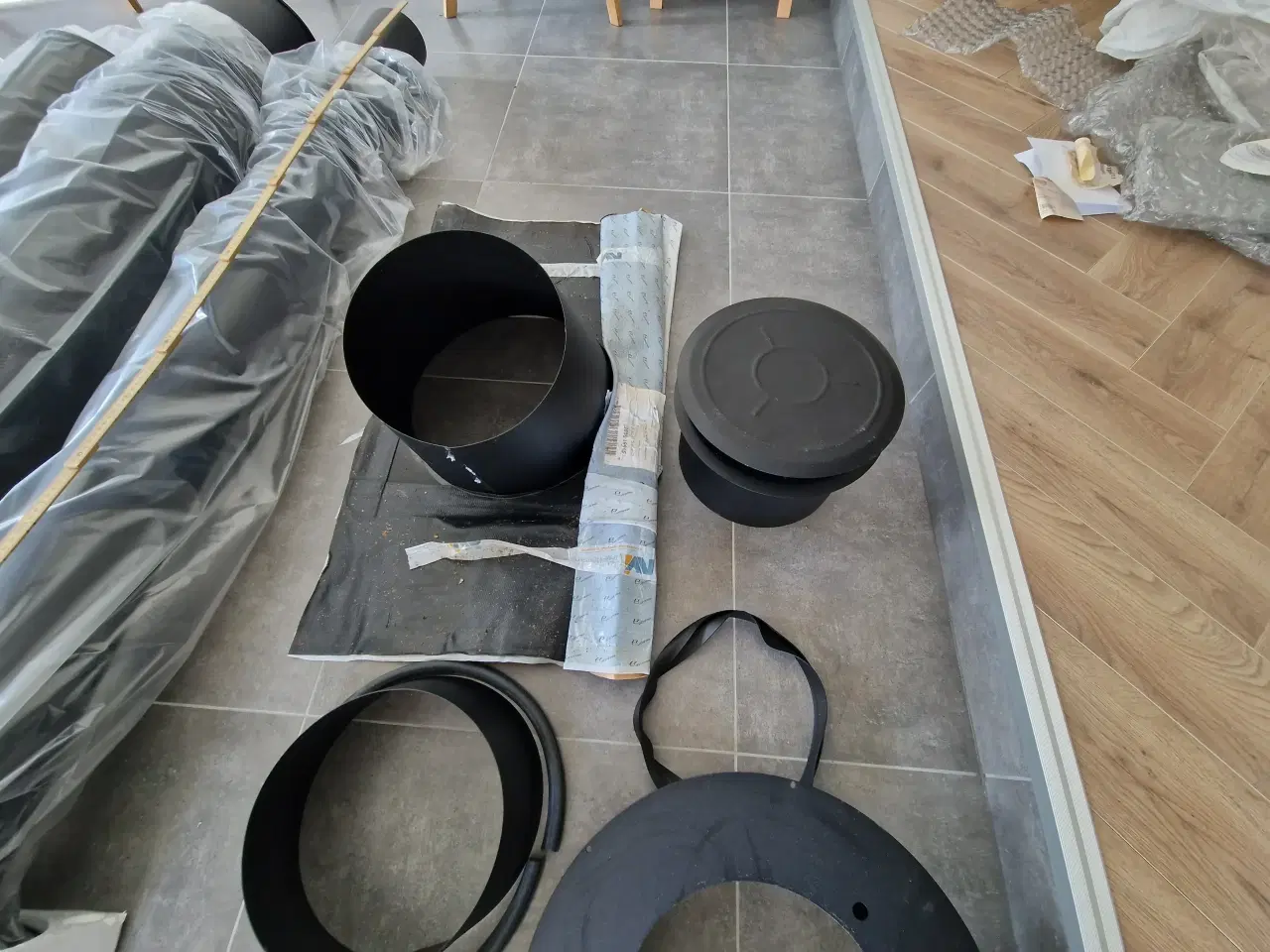 Billede 9 - Skorsten, ca. komplet.