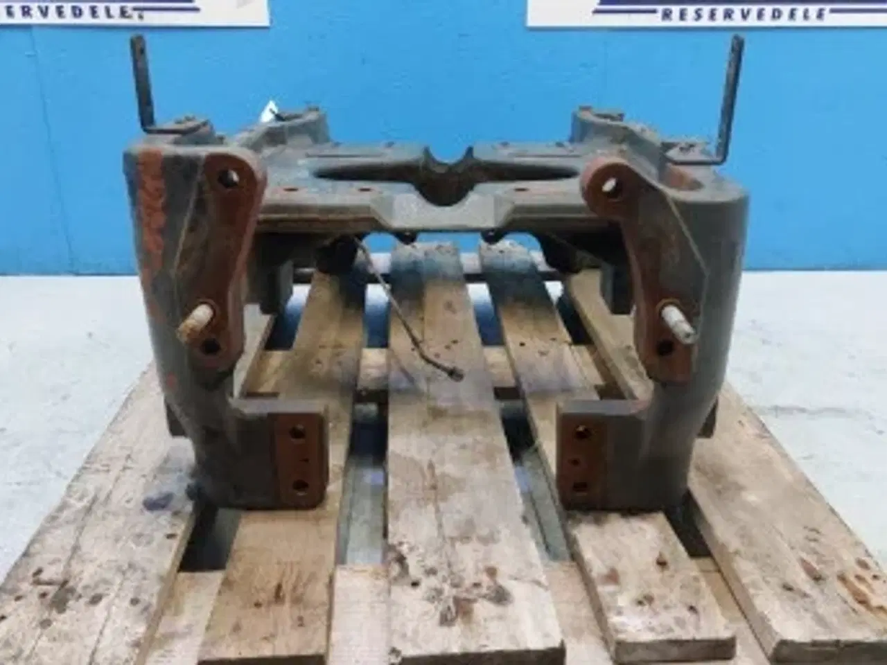 Billede 3 - Class Axion 840 Front vægtstøtte 7700098374