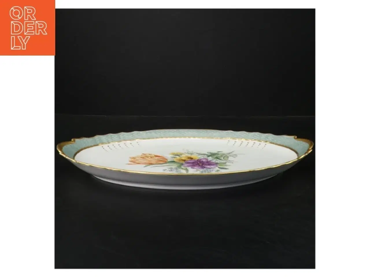Billede 1 - Porcelænsfad med blomsterdesign (str. 36,5x23,5 cm)