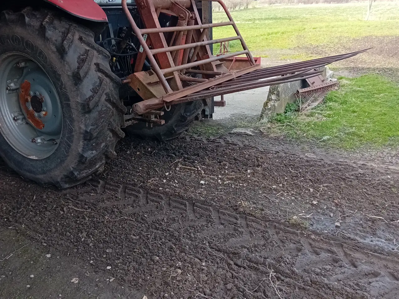 Billede 1 - Frandsgård Silosvans med hydraulisk udskub