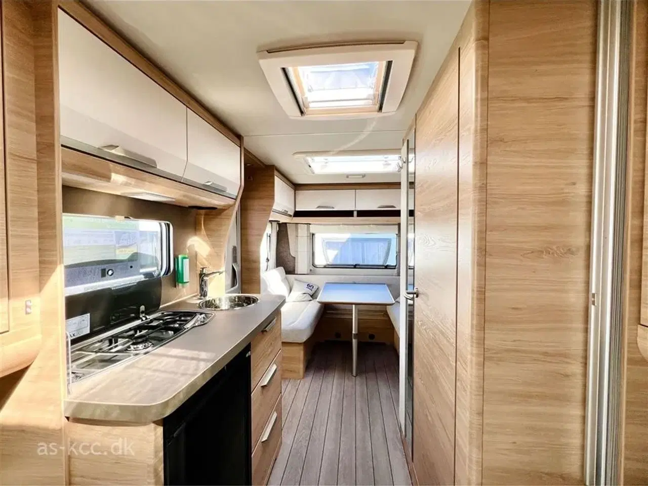 Billede 5 - 2024 - Knaus Südwind 460 EU 60 Års Jubilæumsmodel   Knaus Südwind 460 EU 60 Års Jubilæumsmodel | Enkelte senge
