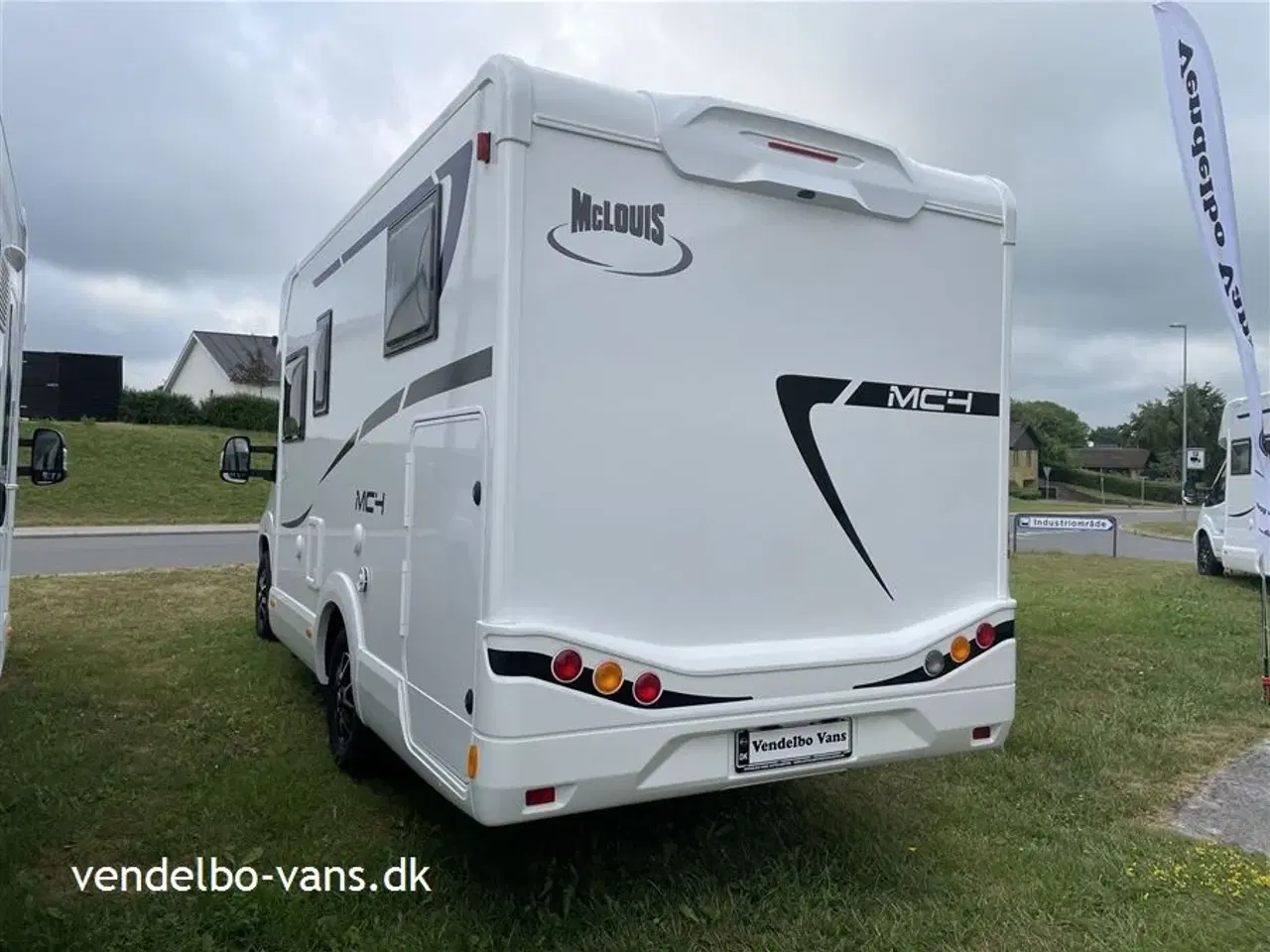 Billede 2 - 2024 - McLouis Mc4 239 Enkeltsenge over garagen og stort skylight over forsæder/ L- siddegruppe