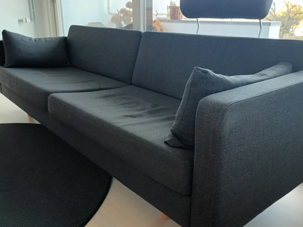 Billede 2 - Lang, pæn sofa