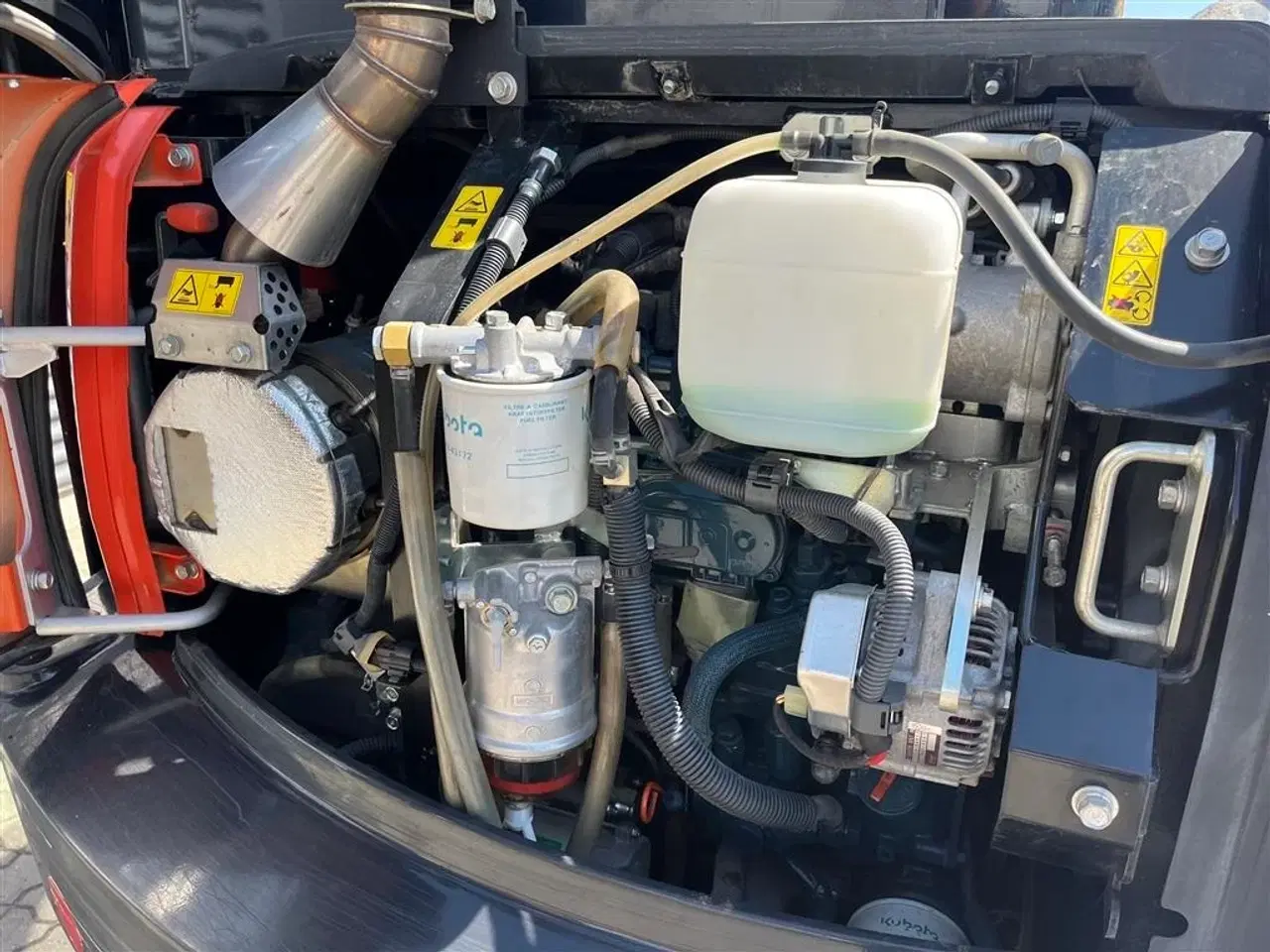 Billede 15 - Kubota Kx042-4 Hydraulisk fæste med kipbar planerskovl Kun kørt 1382T