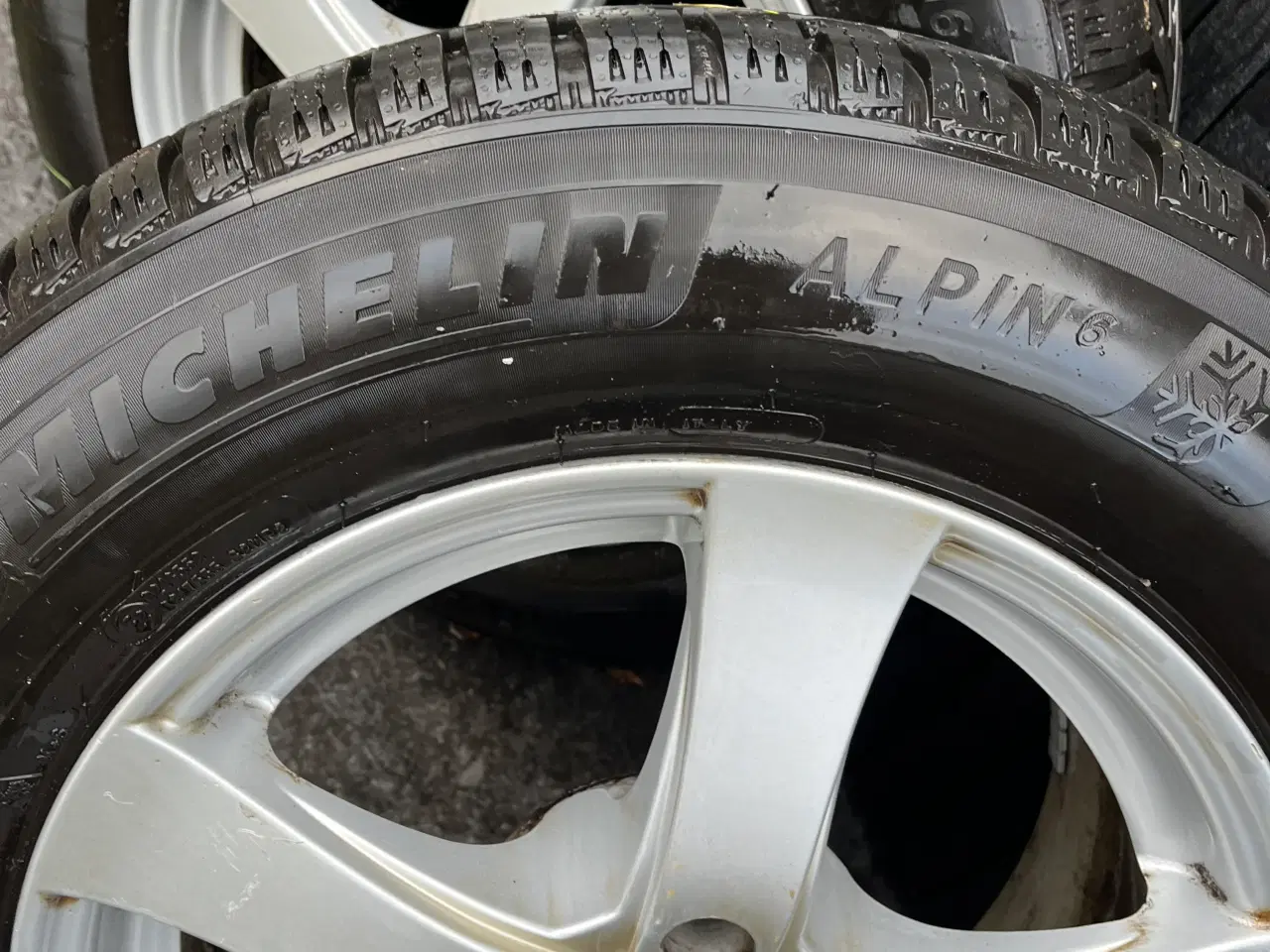 Billede 5 - Nye Michelin vinterdæk