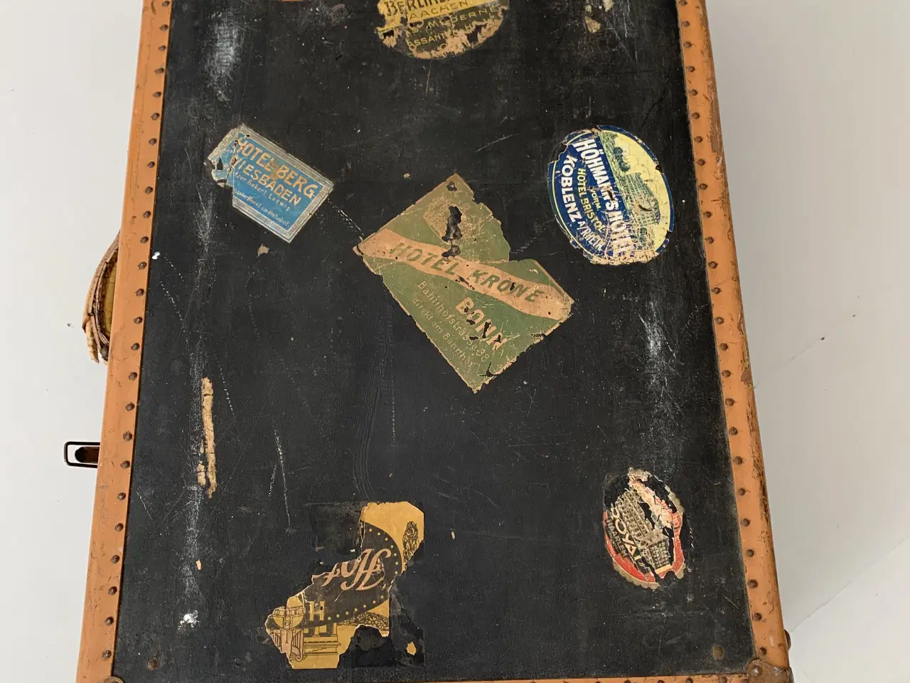 Billede 3 - Antik rejsekuffert 