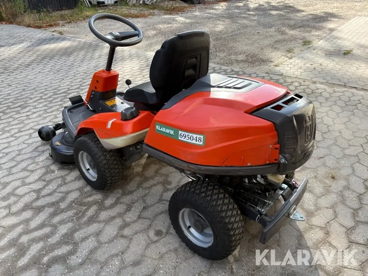 Billede 3 - Plæneklipper Husqvarna R214TC