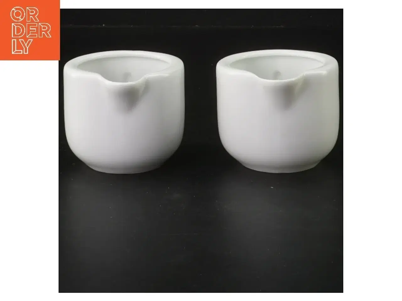 Billede 2 - Sæt af to flødekander (str. 6 cm) fra Aida