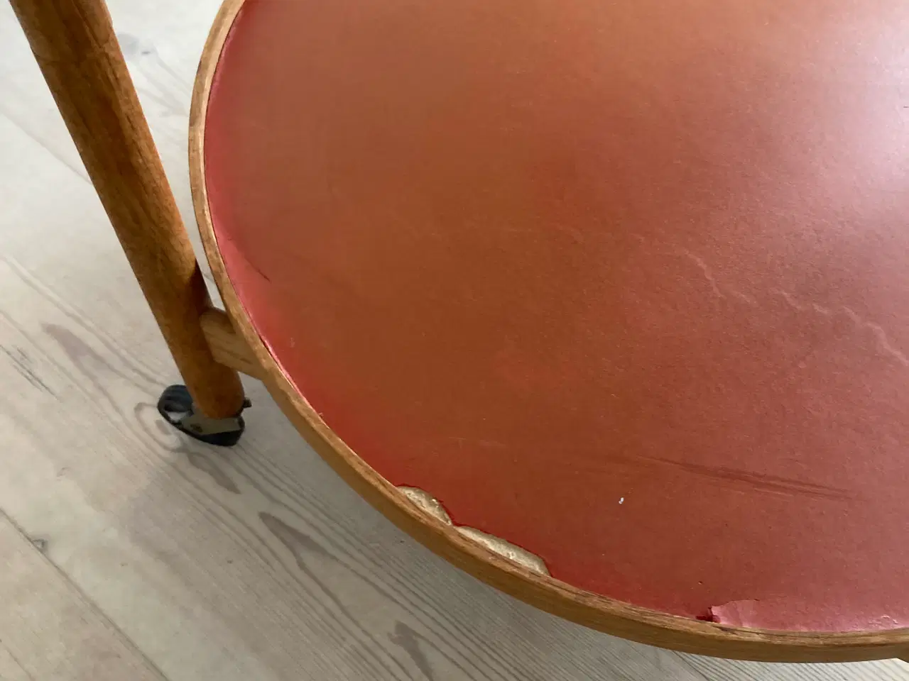 Billede 5 - Teaktræ bakkende fra bølling