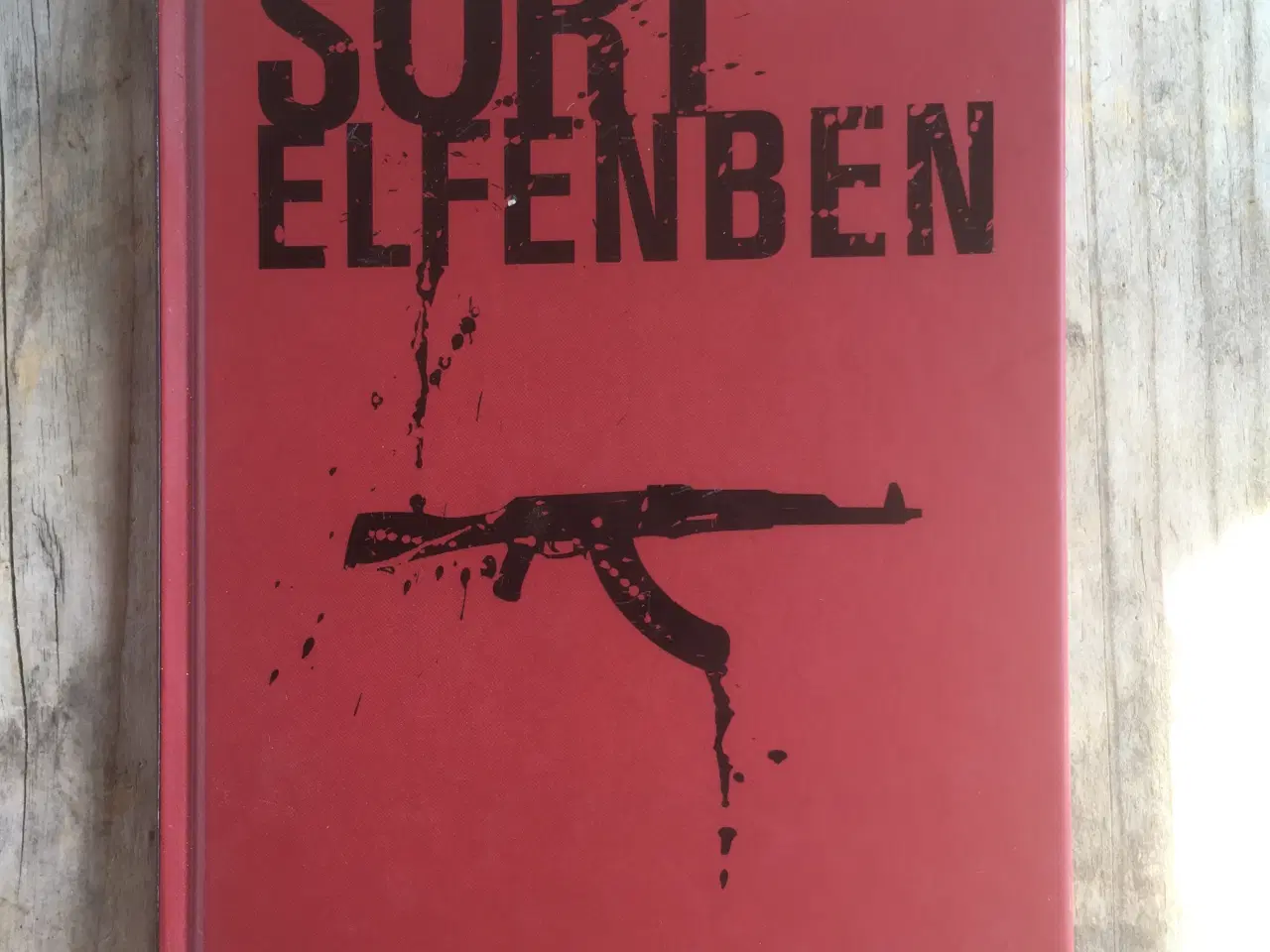 Billede 1 - Sort elfenben, Arne Svingen, genre: drama