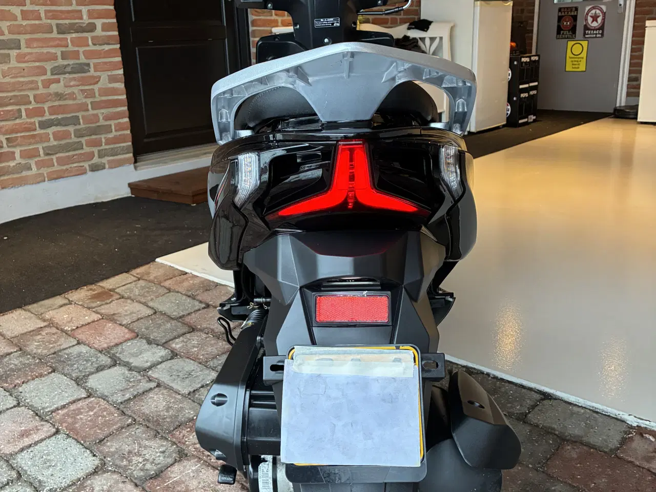 Billede 7 - Vga Street-X 30. 1 mdr 2026