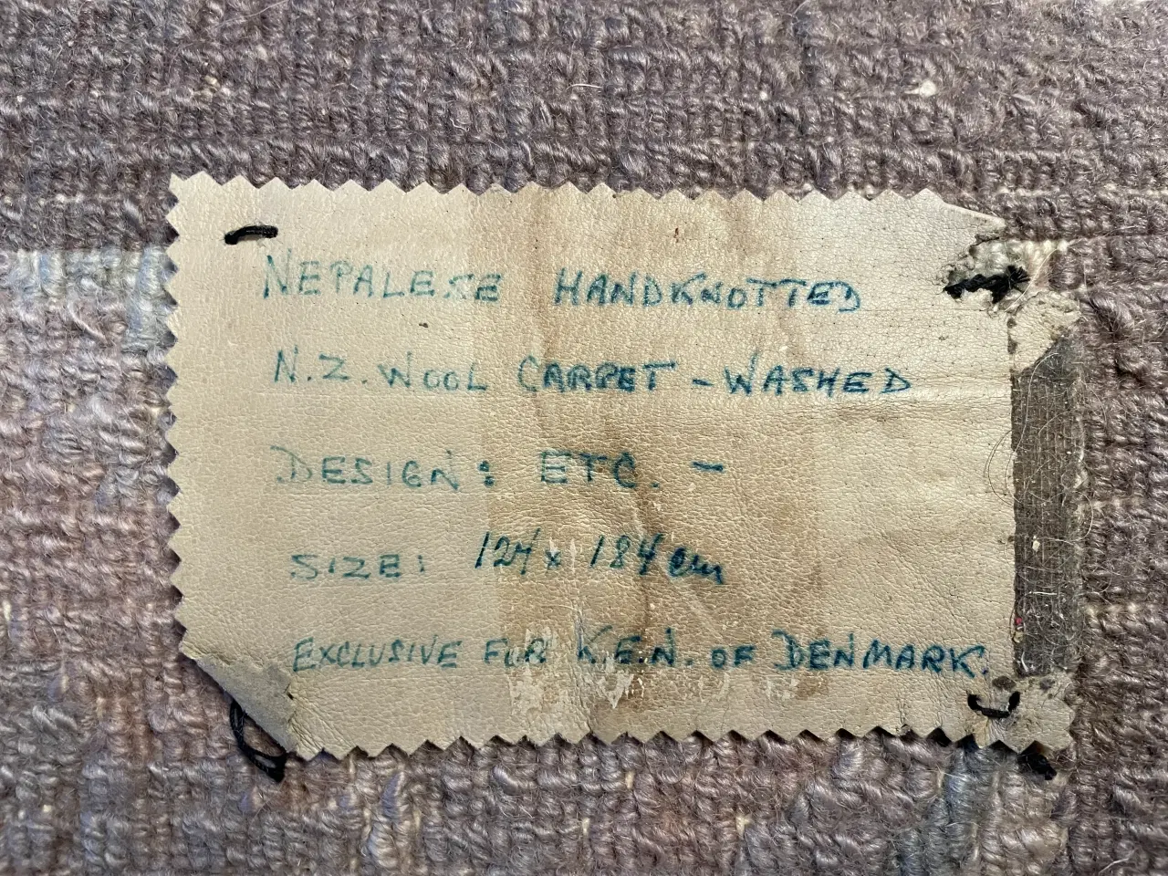 Billede 5 - Ægte håndknyttet Nepalesisk tæppe