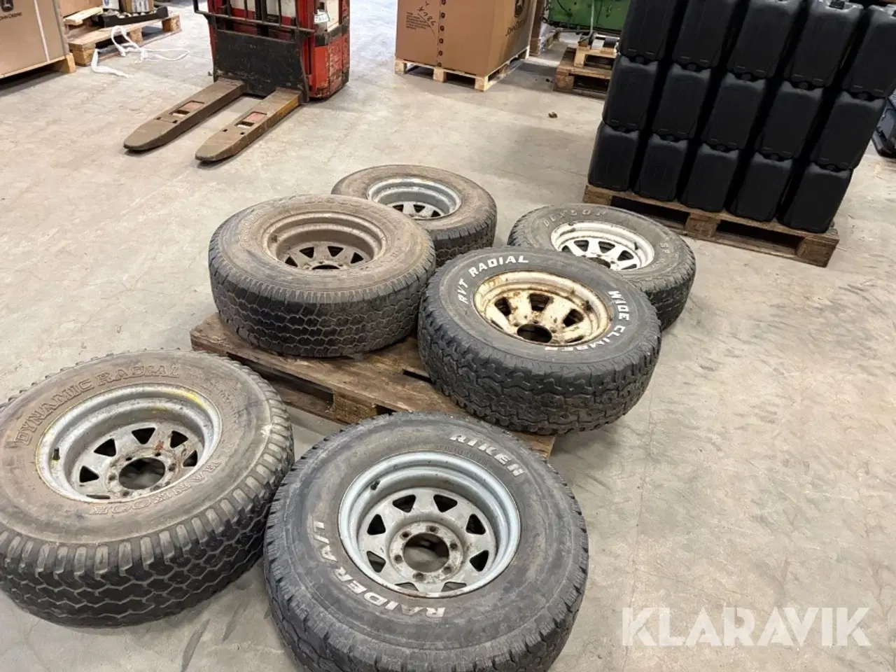 Billede 11 - 4x4 fælge med dæk - 13 stk