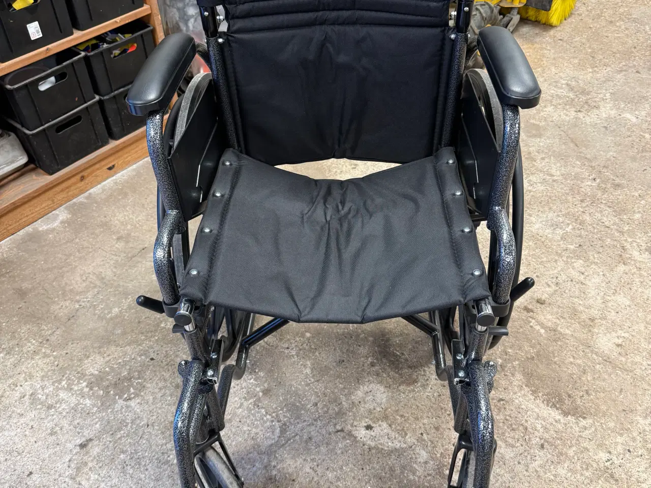 Billede 2 - Næsten ny kørestol 