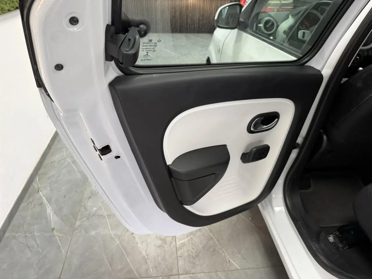 Billede 19 - Renault Twingo 1,0 Sce Expression start/stop 70HK 5d