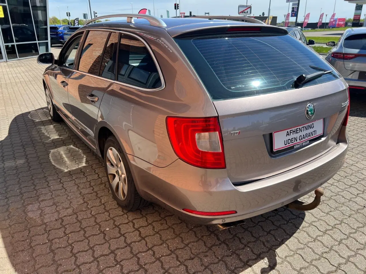 Billede 4 - Skoda Superb 2,0 TDi 140 Elegance Combi DSG