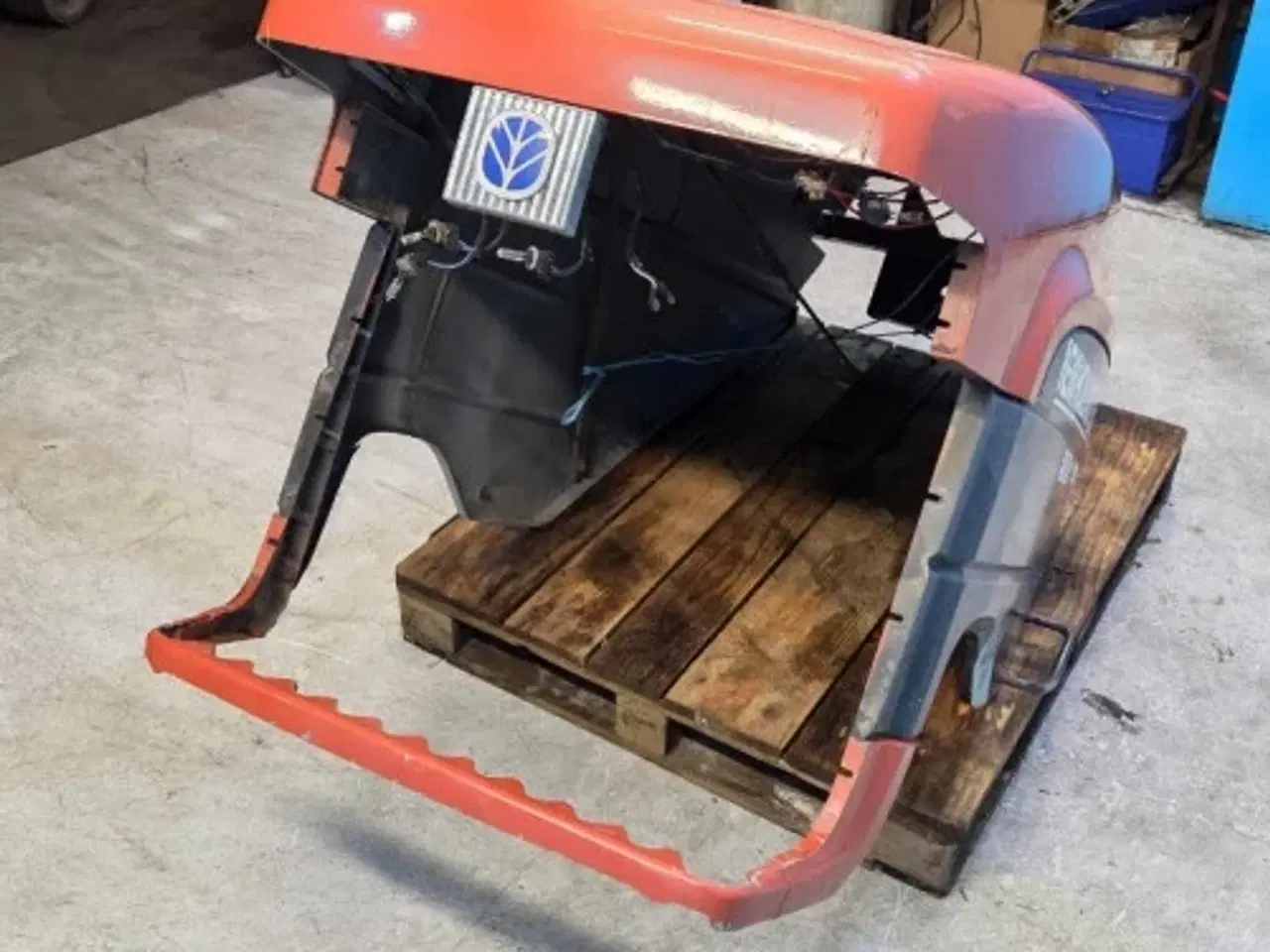 Billede 9 - New Holland G170 Motorhjelm 86500611