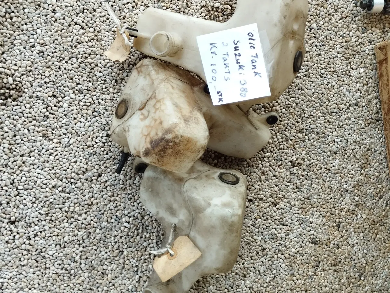 Billede 2 - Olietank Suzuki 380 ( se%)