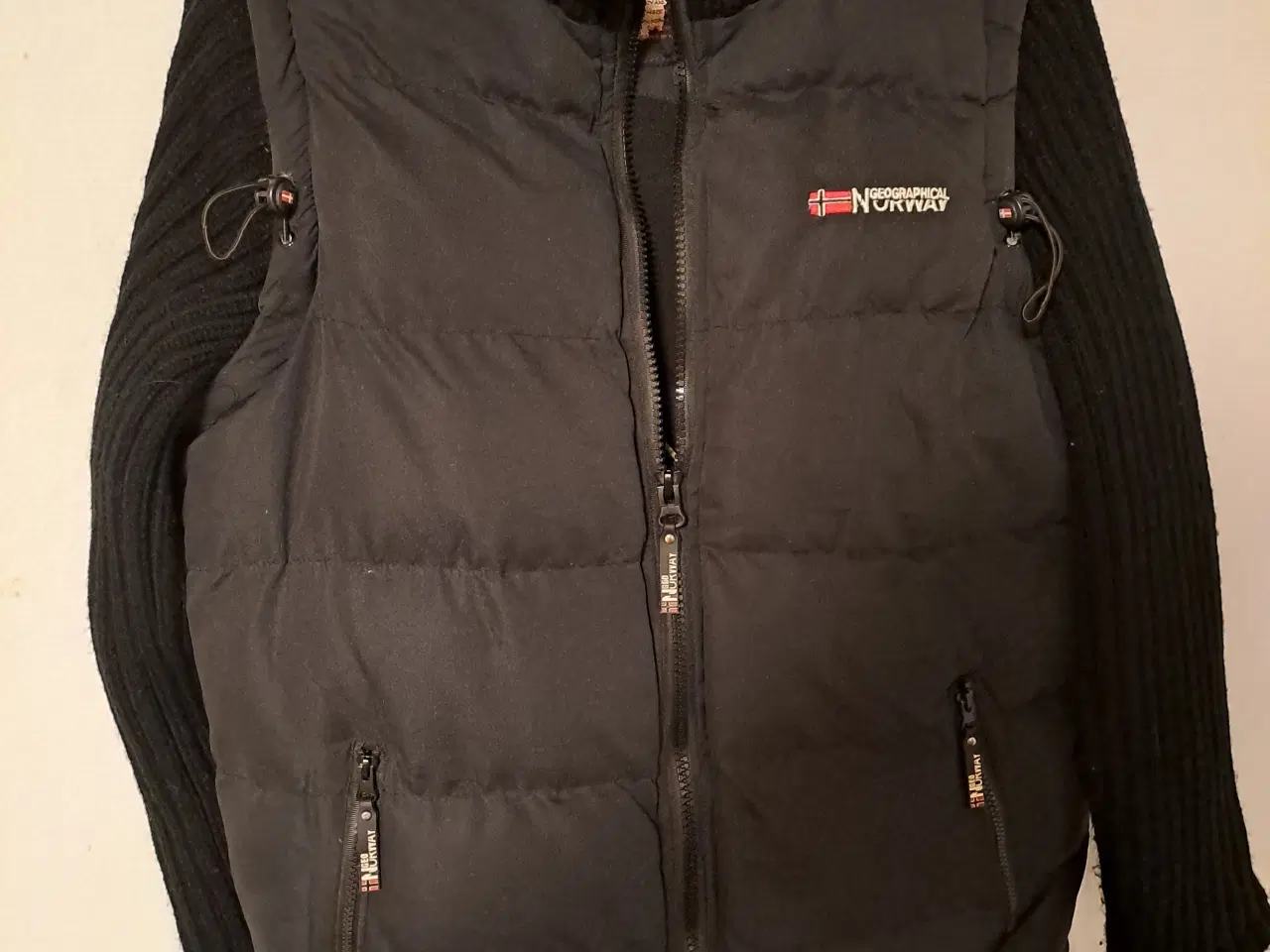 Billede 1 - GEOGRAPHICAL NORWAY vest/jakke 