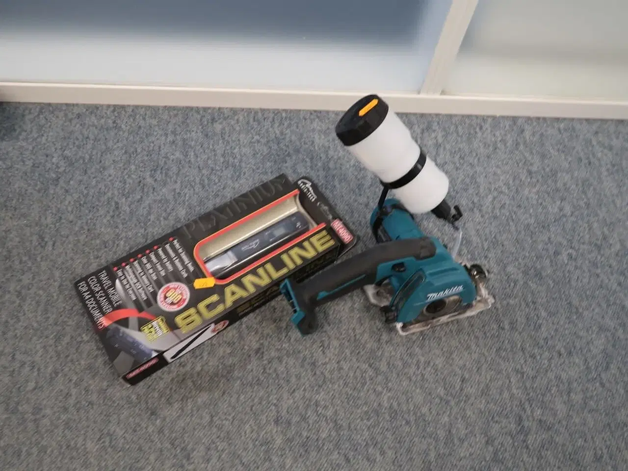 Billede 1 - Akku glasskærer MAKITA CC301D m.m.