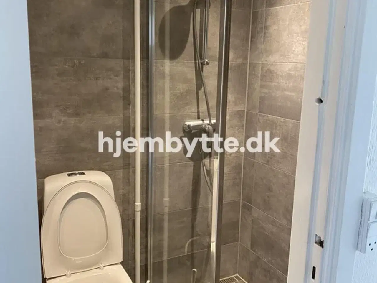 Billede 7 - Hjembytte - Skottegården