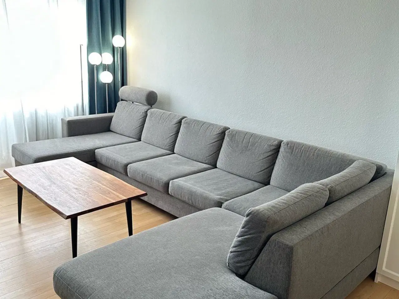 Billede 5 - Stor sofa i meget god kvalitet