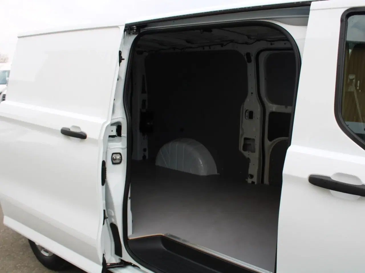 Billede 15 - Ford Transit Custom 320L 2,0 EcoBlue Trend aut. AWD