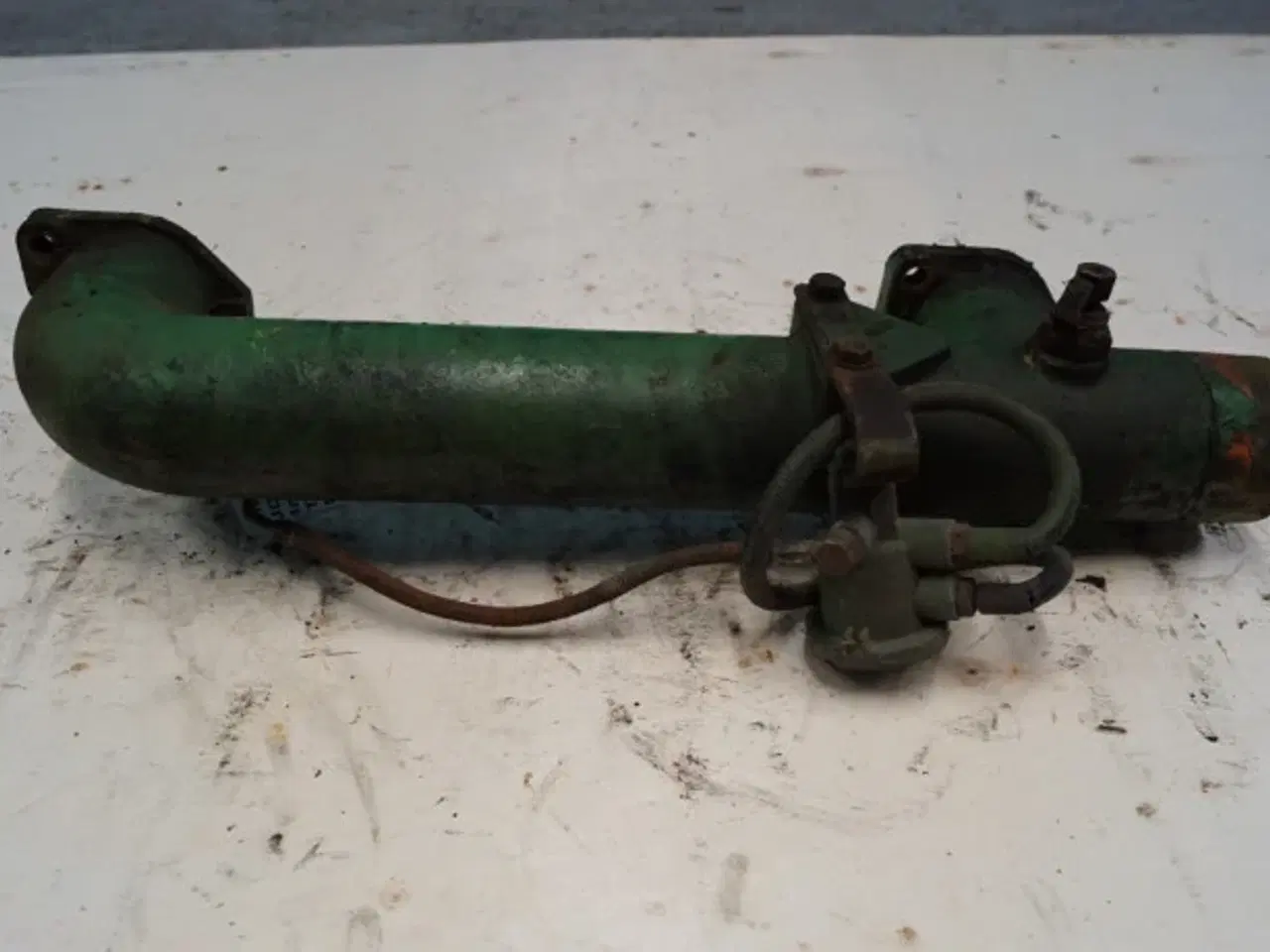 Billede 2 - John Deere 2840 Indsugningsmanifold T29676