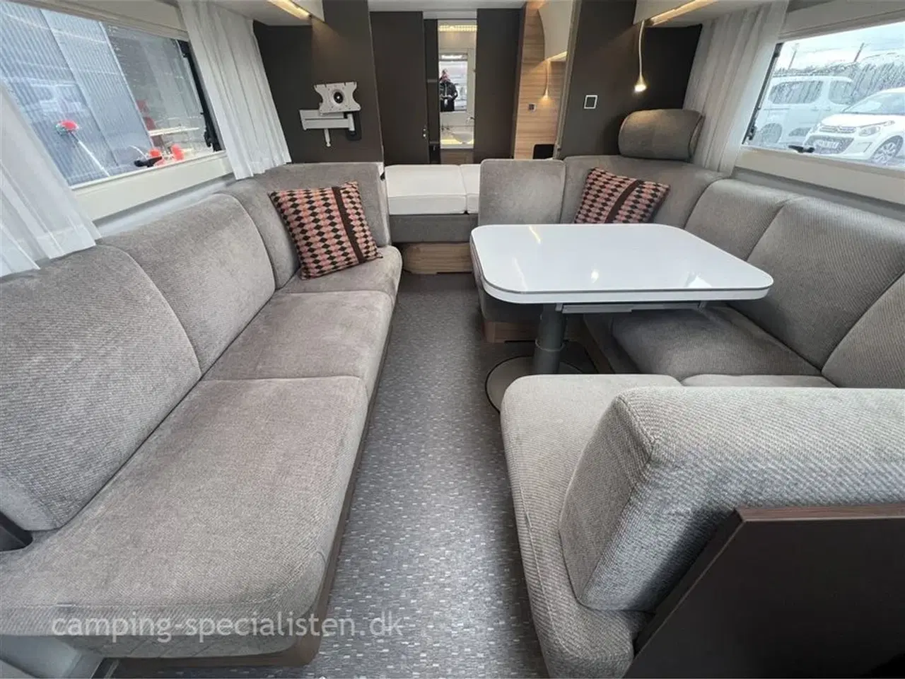 Billede 5 - 2021 - Adria Alpina 663 HT   Pæn og meget velholdt luksusvogn - Adria Alpina 663 HT fra 2021 - Kan nu opleves hos Camping-Specialisten i Silkeborg