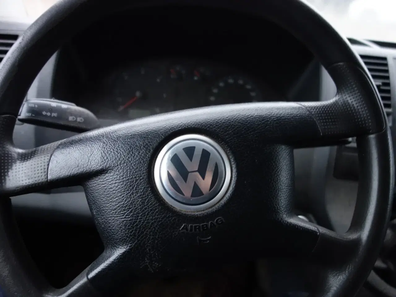 Billede 8 - VW Transporter 2,5 TDi 130 Kassevogn kort