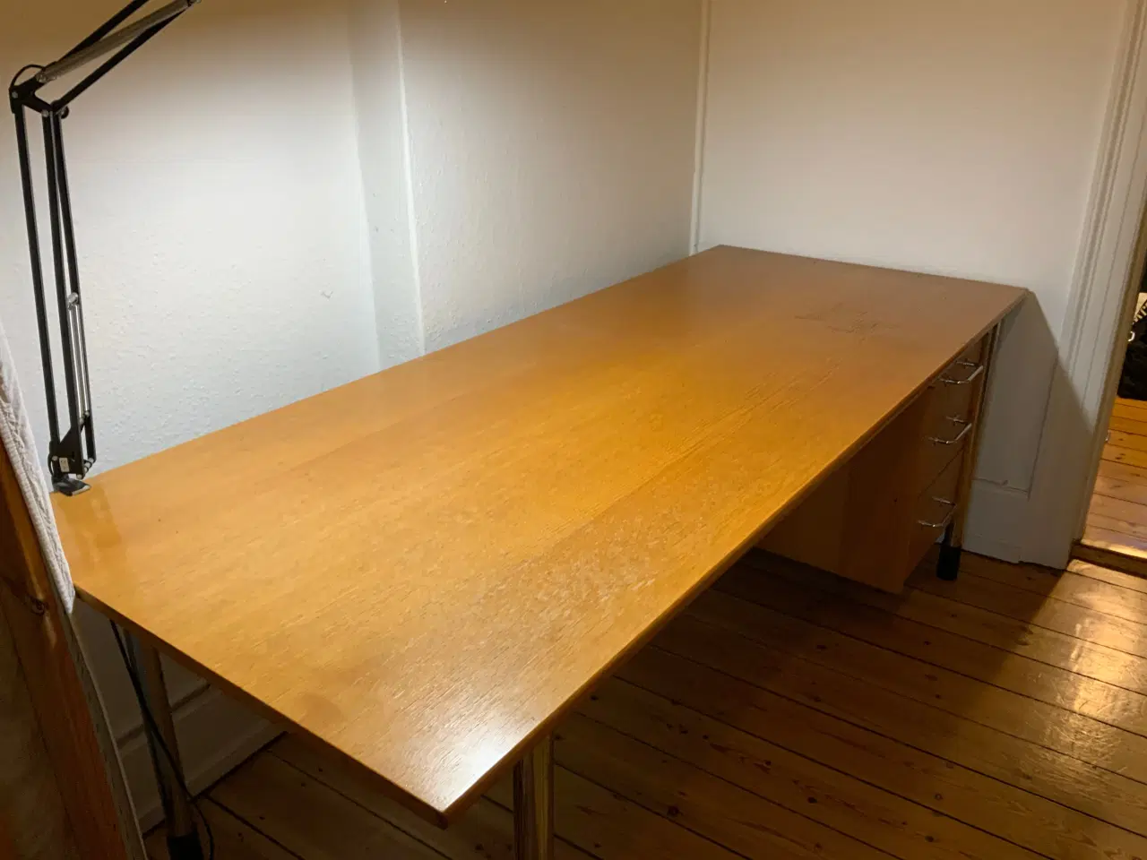 Billede 4 - Gratis skrivebord