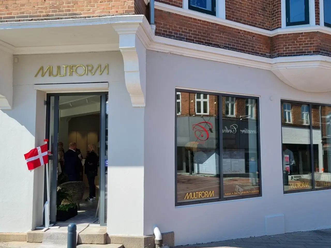 Billede 2 - Attraktivt butikslokale med god synlighed