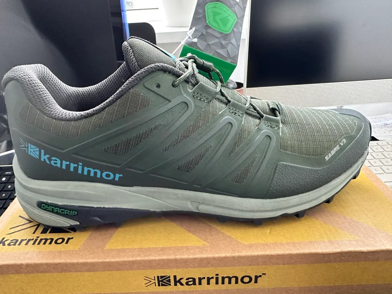 Billede 1 - Helt nye Karrimor sneakers/vandresko