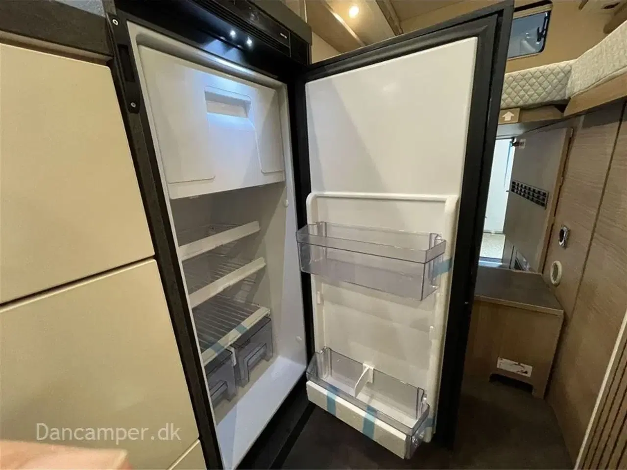 Billede 49 - 2025 - Carthago Van Genius 641 LE MB   GENIAL Carthago Van Genius 641 LE 170 Hk - 9 trin G-Tronic automatgear