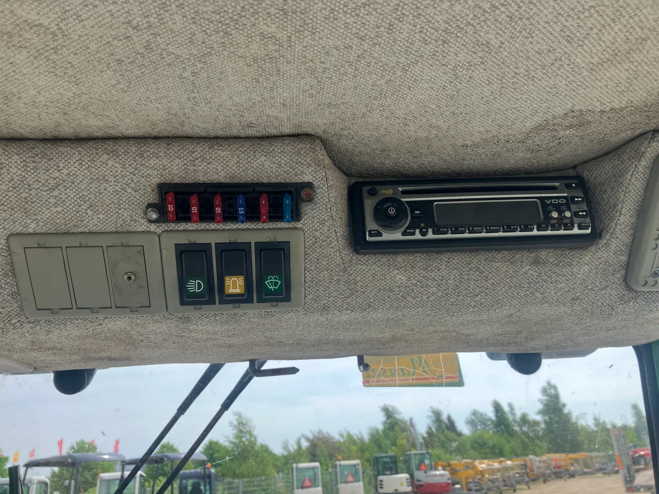 Billede 11 - John Deere 3235B 4 WD servo kun 1740 timer
