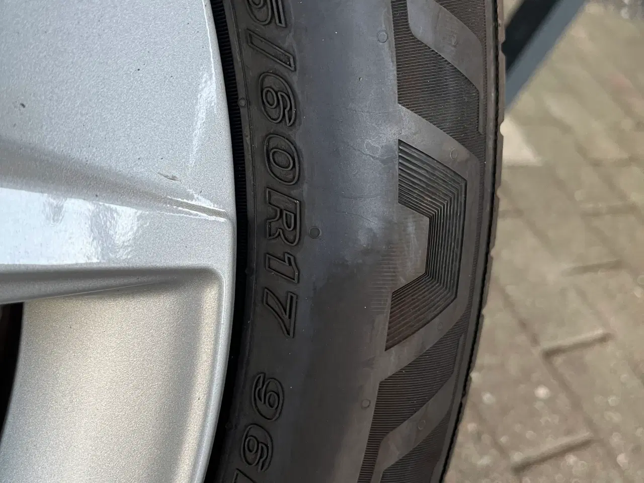 Billede 4 - Toyota alufælge sommerdæk