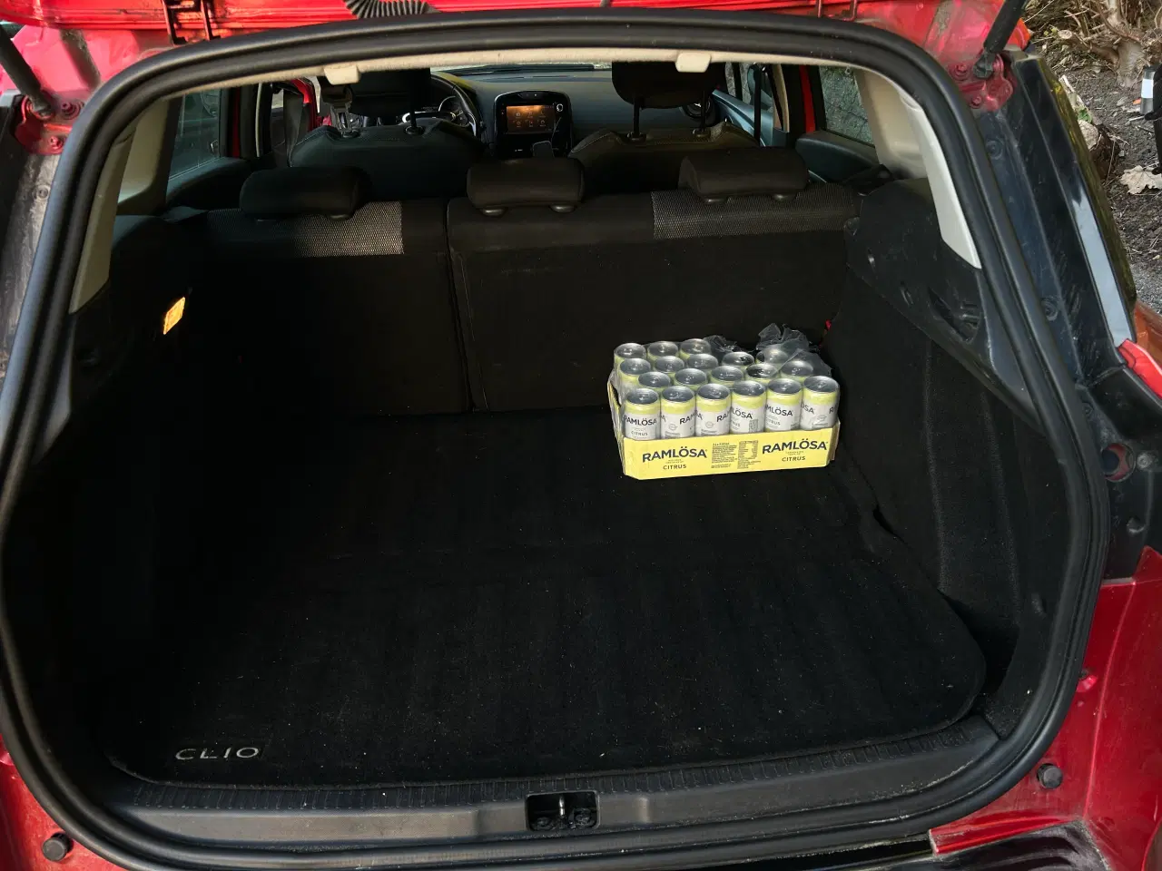 Billede 8 - Renault Ny clio - 89,000 km - nysynet og nyservice