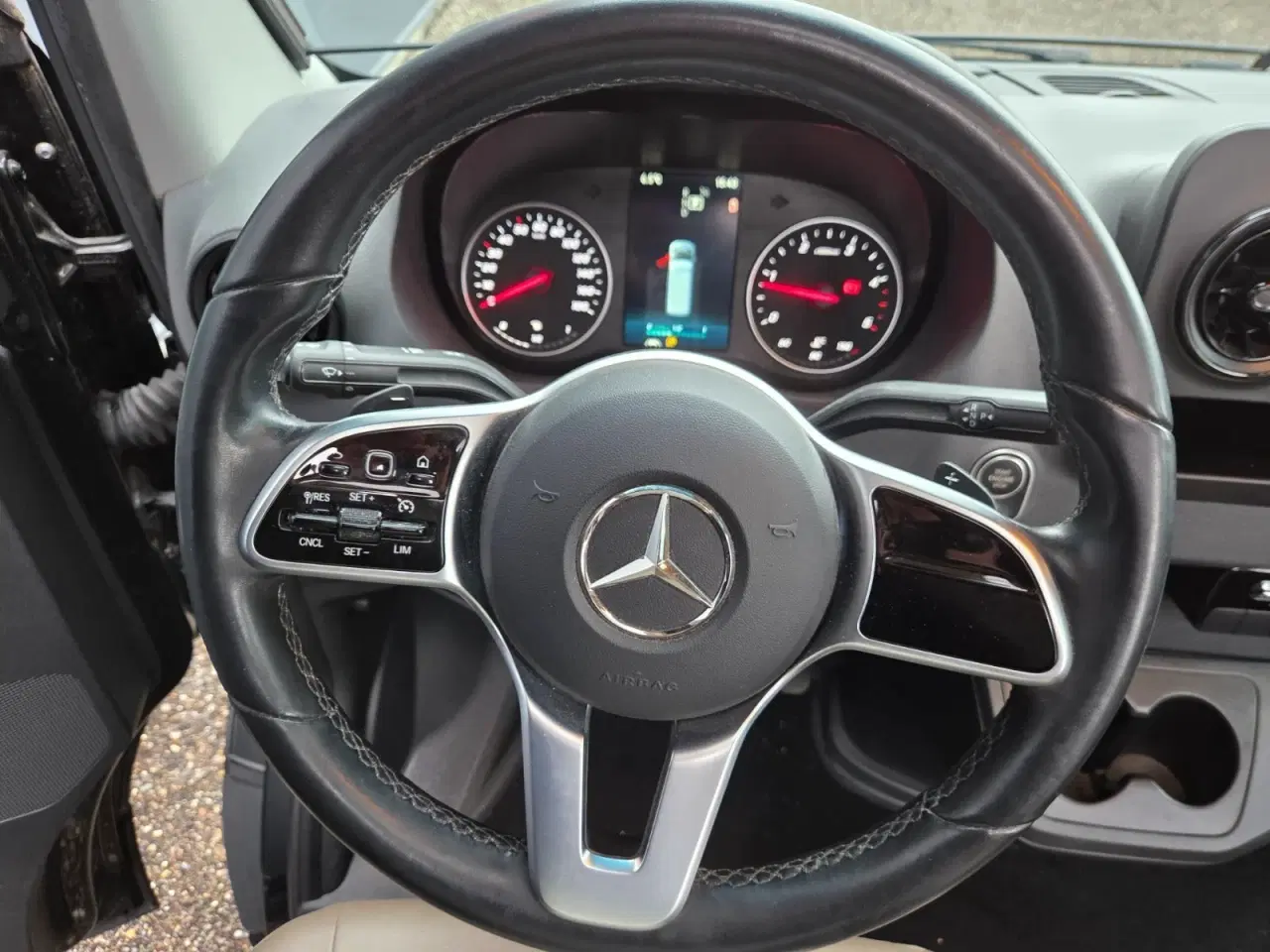 Billede 4 - Euramobil T676 EB 2,0 CDi aut.