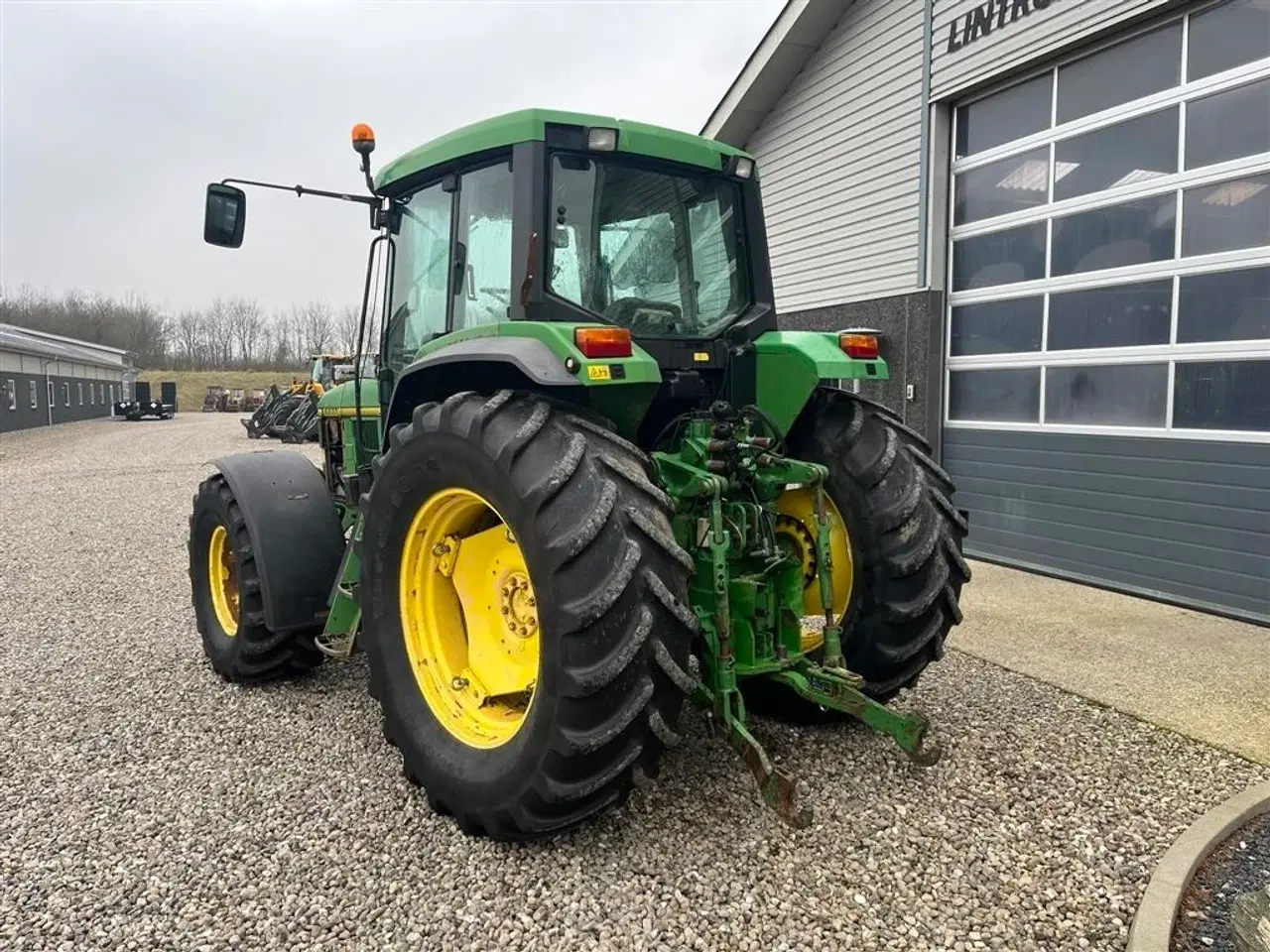 Billede 10 - John Deere 6800 Med frontlift.