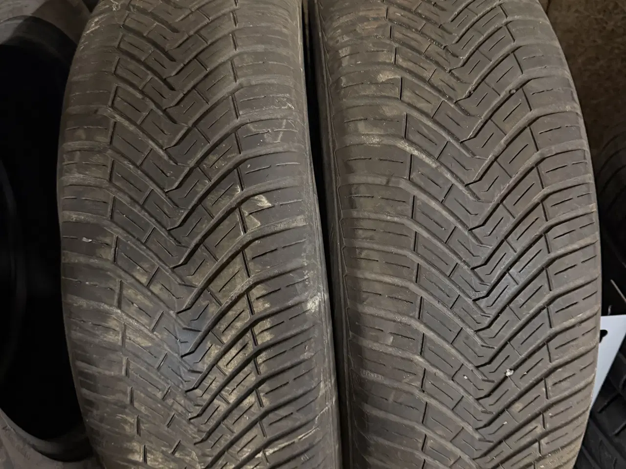 Billede 1 - Conti helårsdæk 195/65/15